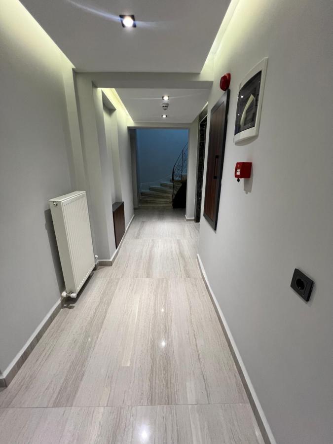 Golden Stone Hotel 3*